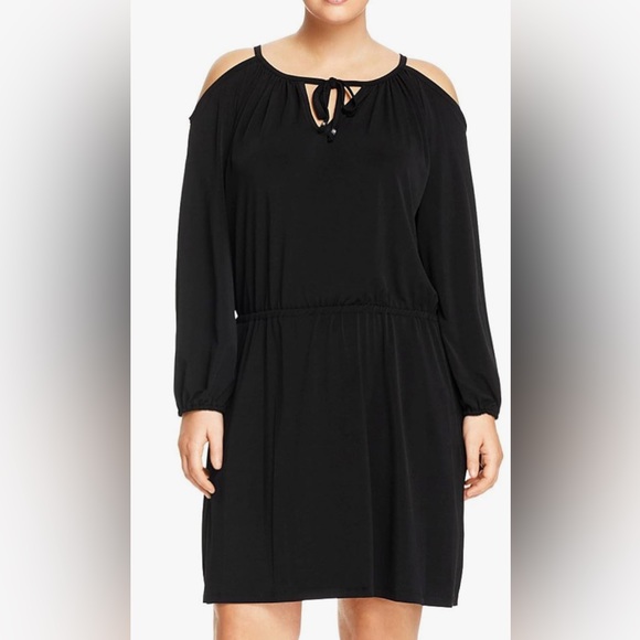 Plus Size Dress - Picture 1 of 7